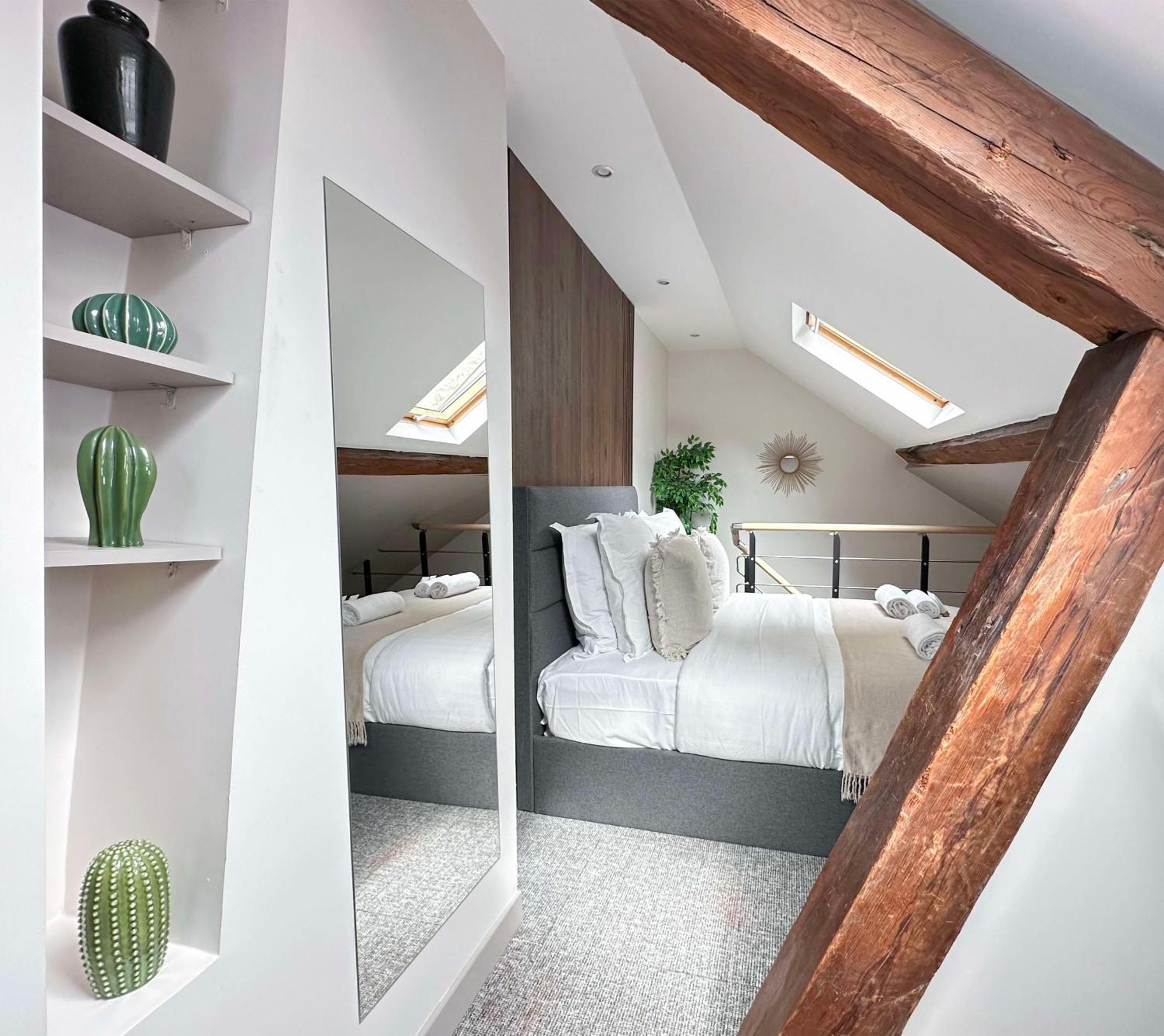 Appartement Stylish & Chic Duplex Near Eiffel Tower à Paris Extérieur photo