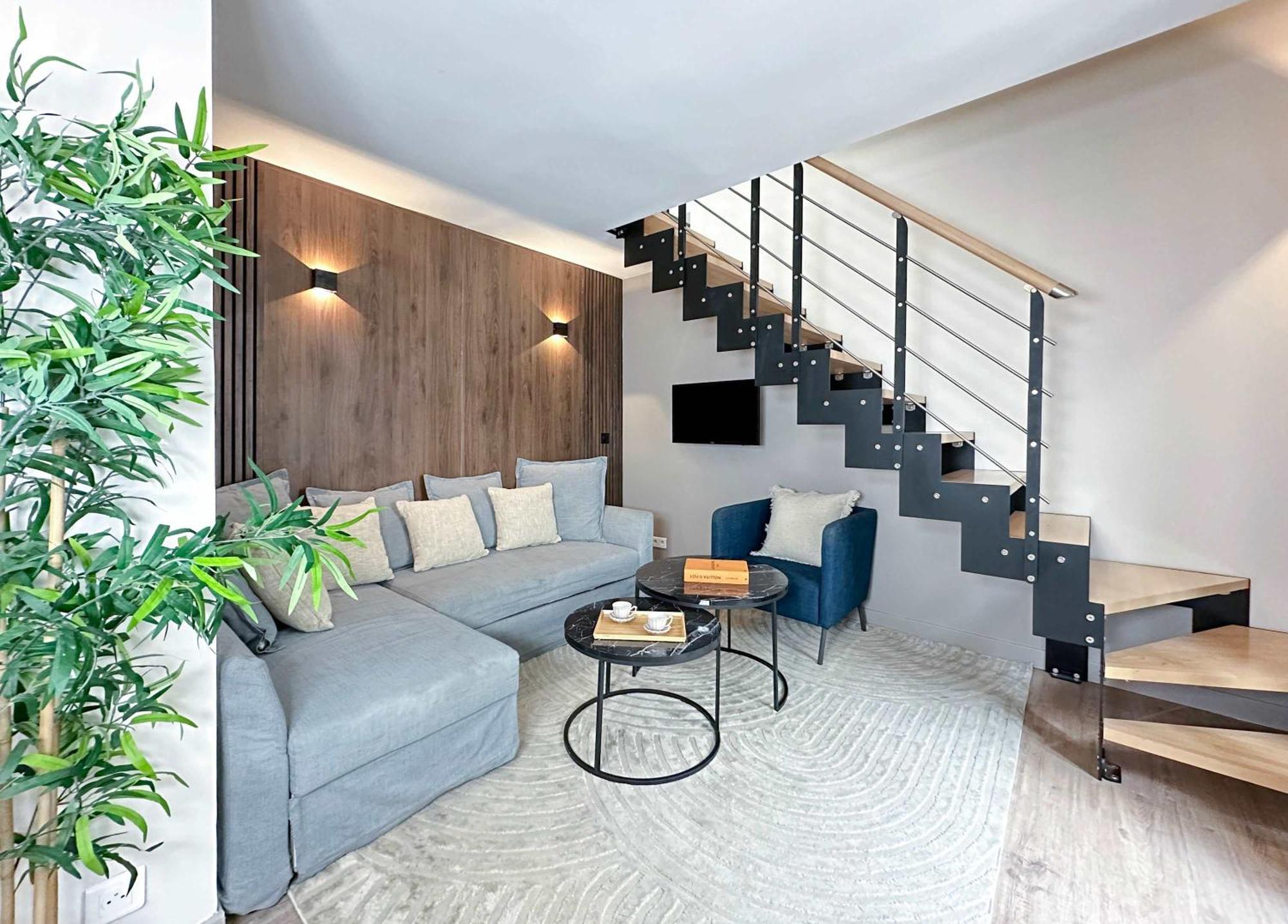 Appartement Stylish & Chic Duplex Near Eiffel Tower à Paris Extérieur photo